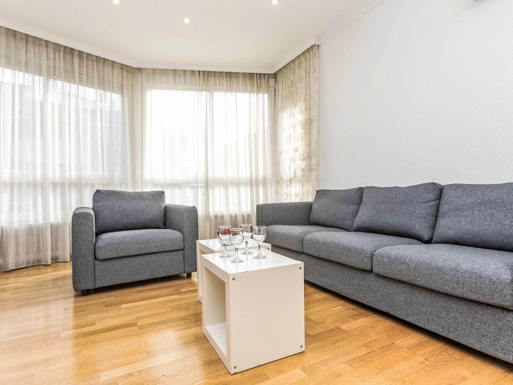 Apartment Sants-Les Corts Galileu By Interhome Barcelona Bagian luar foto